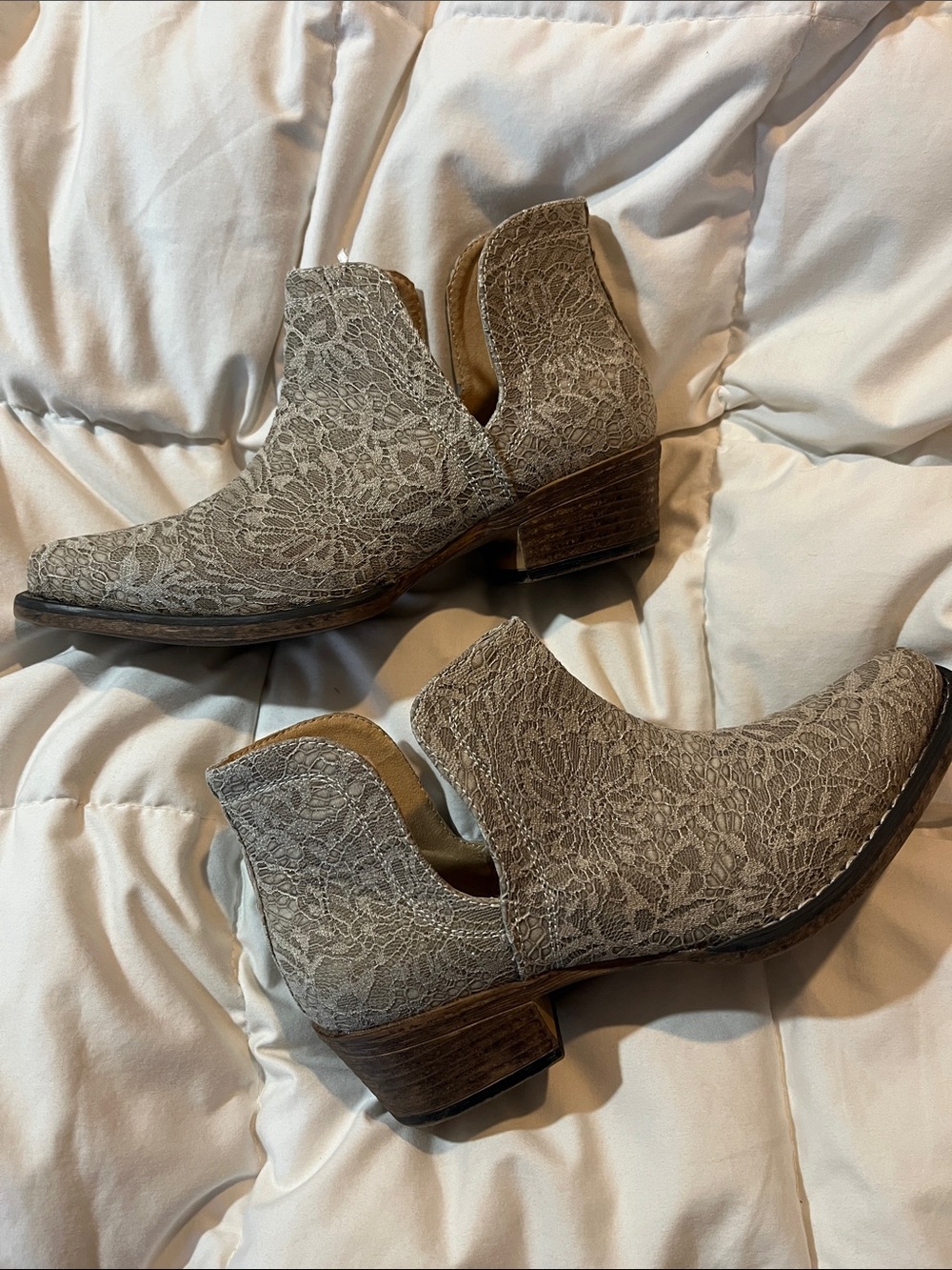 Glitter Lace Roper Ankle Cowgirl Boots - Picture 6 of 9